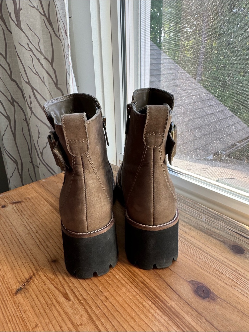 Blondo Dagger Waterproof Boots 7 - Picture 5 of 6